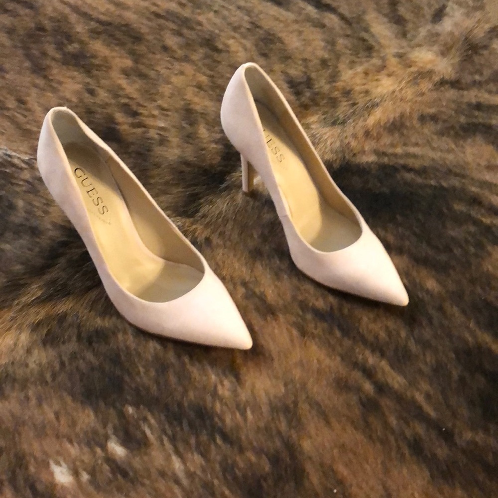 Light pink suede Guess heels!